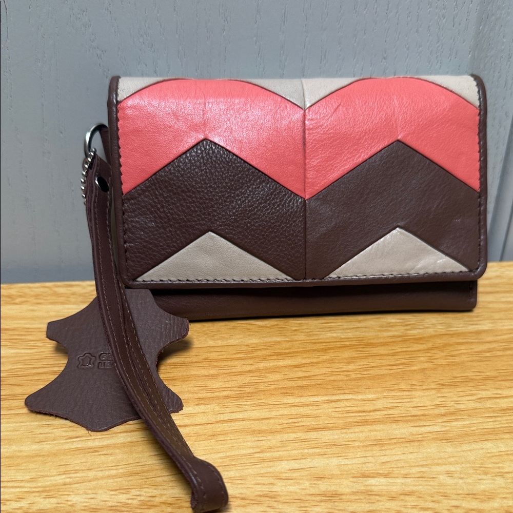 Chevron Colorblock Leather Wristlet Clutch in Brown and Pink